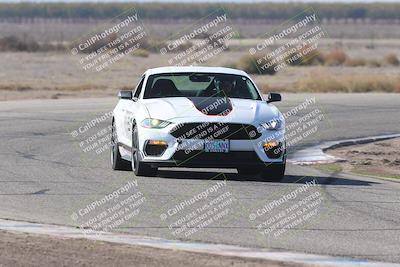 media/Nov-01-2025-PCA Central Coast (Sat) [[5e27ded23e]]/White Group/Grapevine/